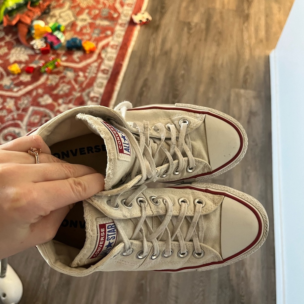 Converse